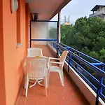 Lägenhet Condominio Tonin B