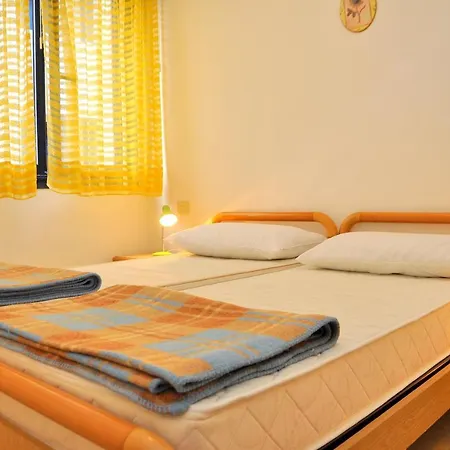 Condominio Tonin B *